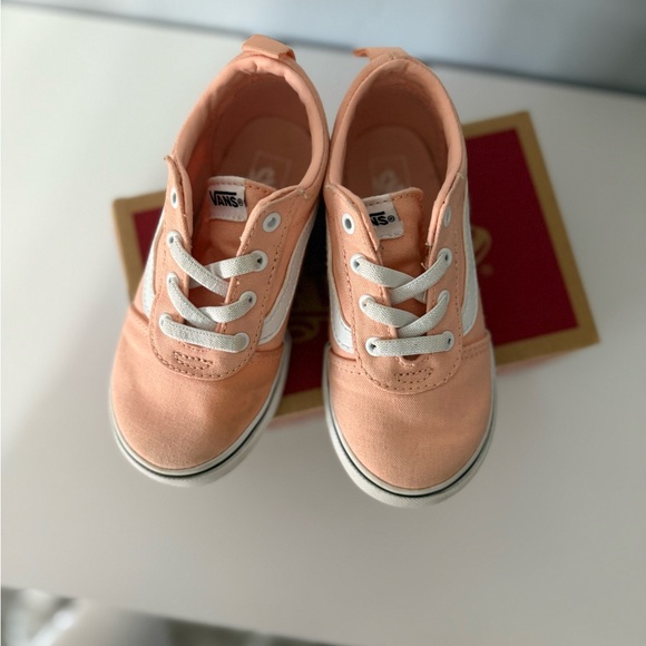 Vans Toddler Size 9 Peach Sneakers - Picture 2 of 4